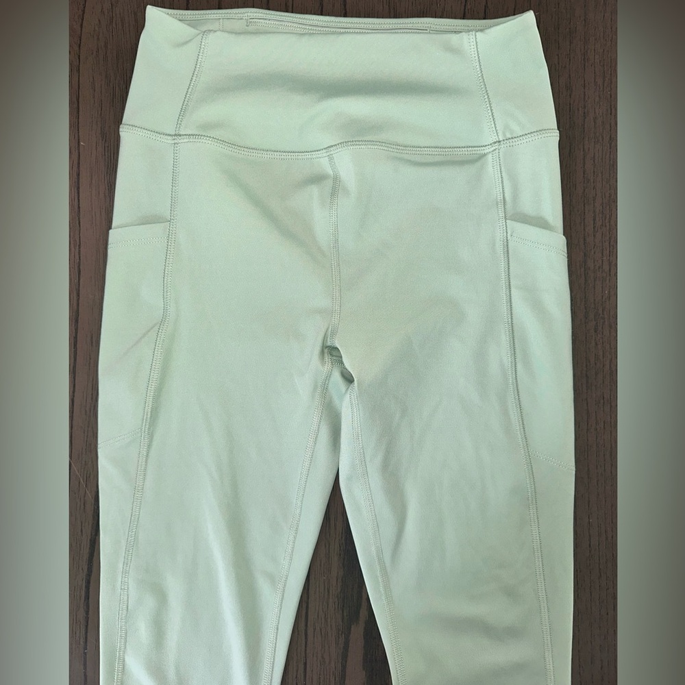 Mint green leggings NWOT